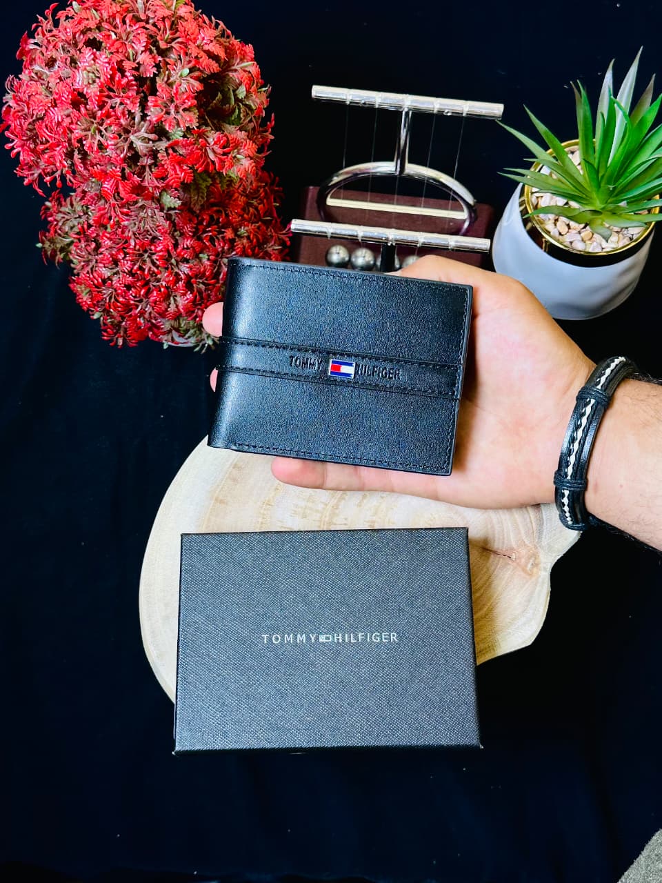 T.M Central Strip Leather Wallet – Midnight Black Edition