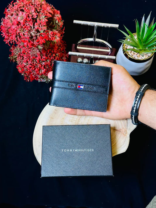 T.M Central Strip Leather Wallet – Midnight Black Edition