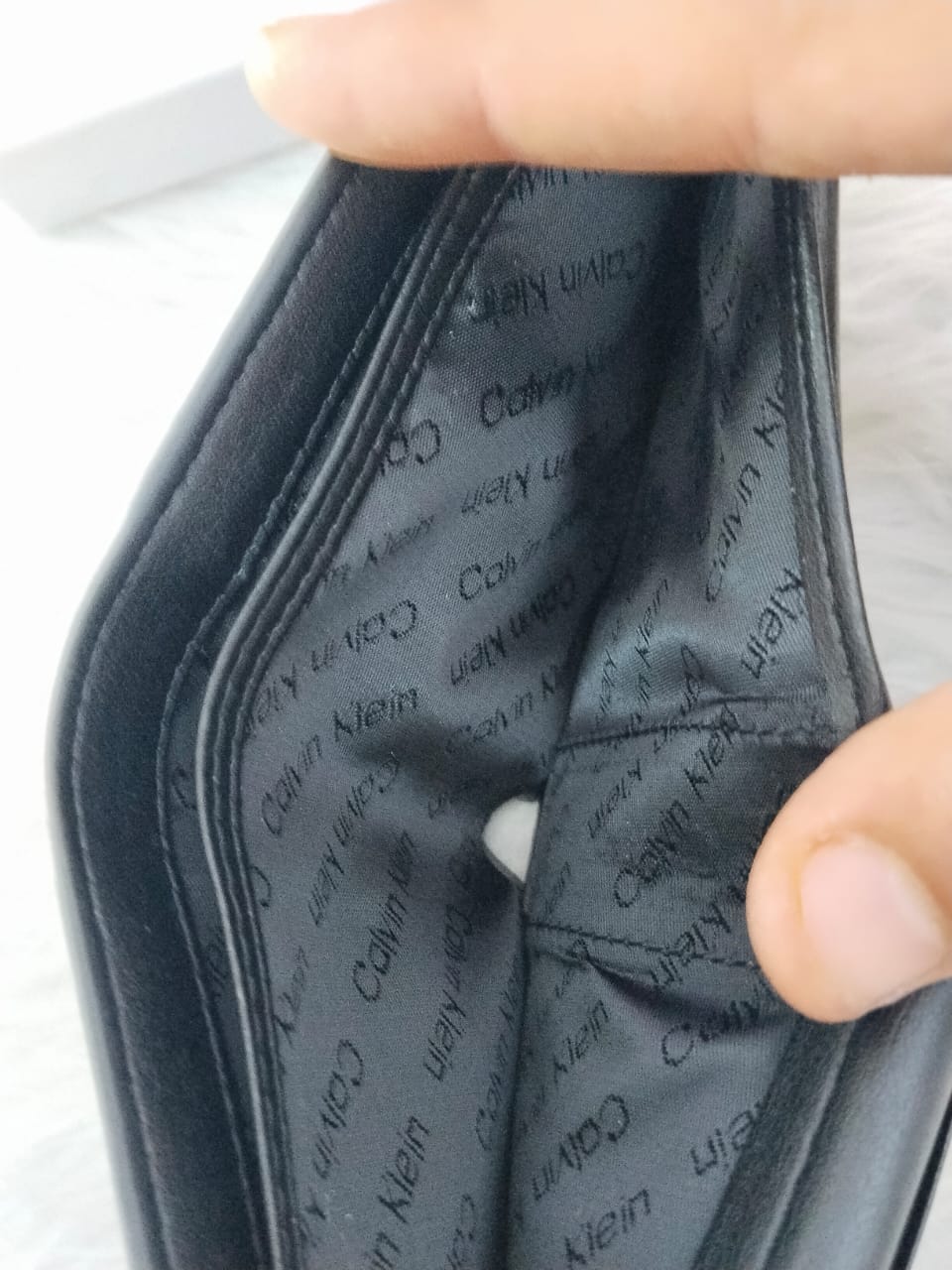Calvin Klein Premium Leather Wallet – Classic Bifold Wallet