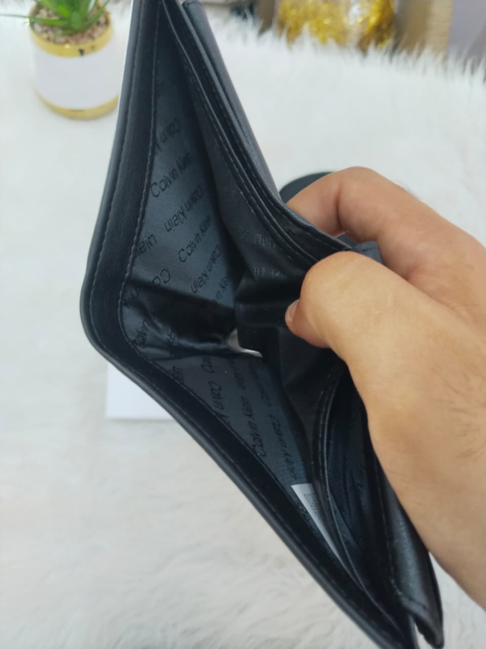 Calvin Klein Premium Leather Wallet – Classic Bifold Wallet