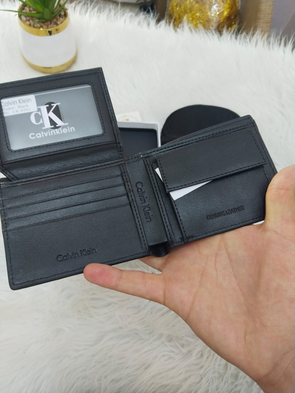 Calvin Klein Premium Leather Wallet – Classic Bifold Wallet
