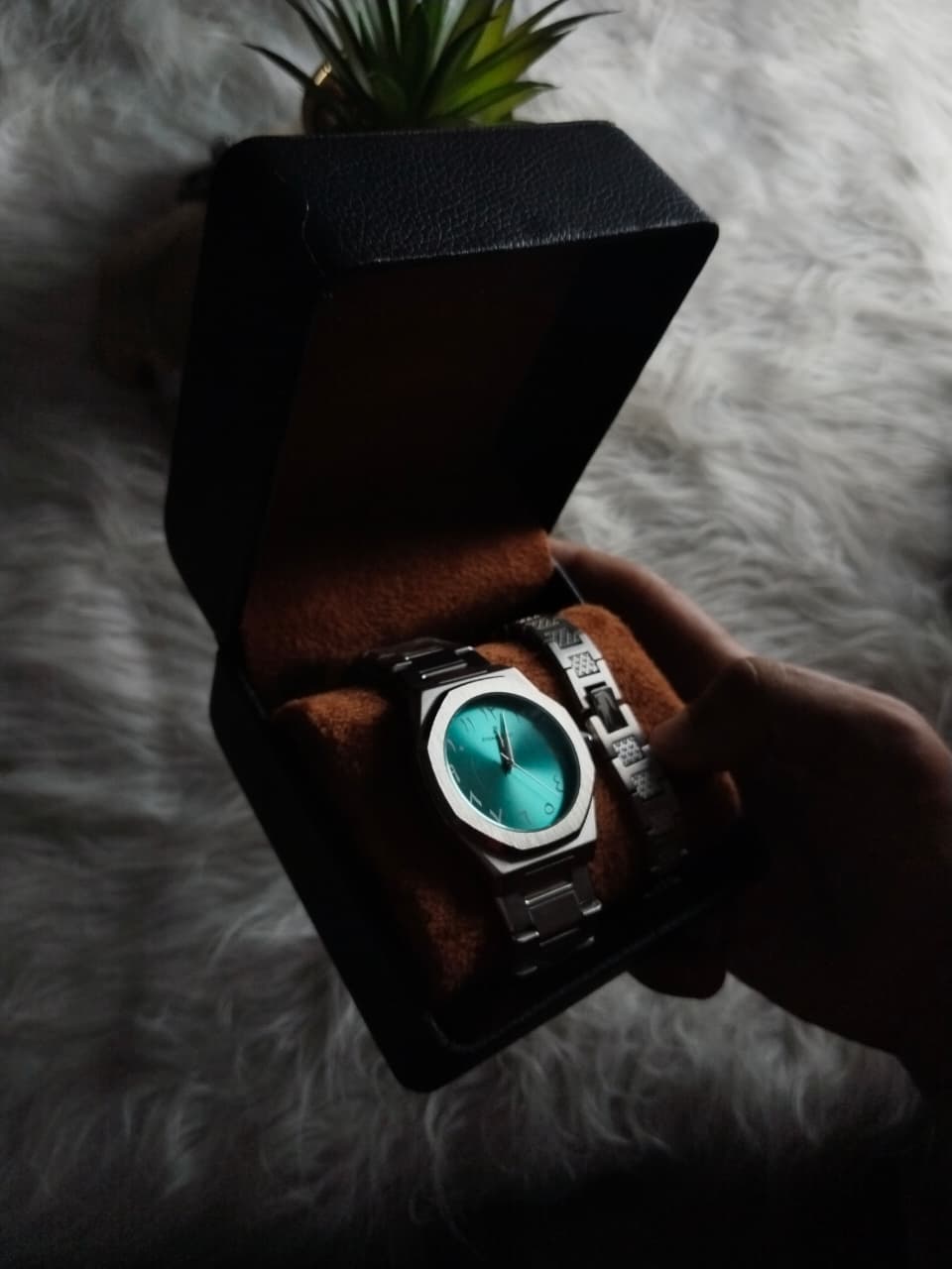 AP  Arabic Dial Watch