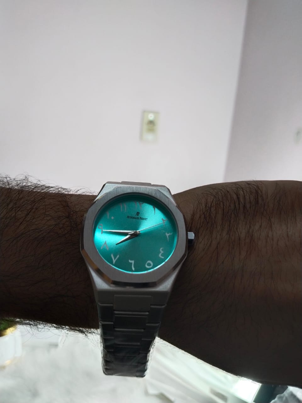 AP  Arabic Dial Watch